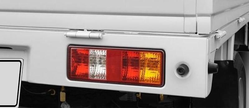 Gebraucht DFSK EC31 60 kW (82 PS) 2024 Van