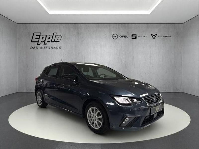 Grau Gebraucht 2025 Seat Ibiza FR Limousine | 20.890 € (Fairer Preis) - Bild 1/4