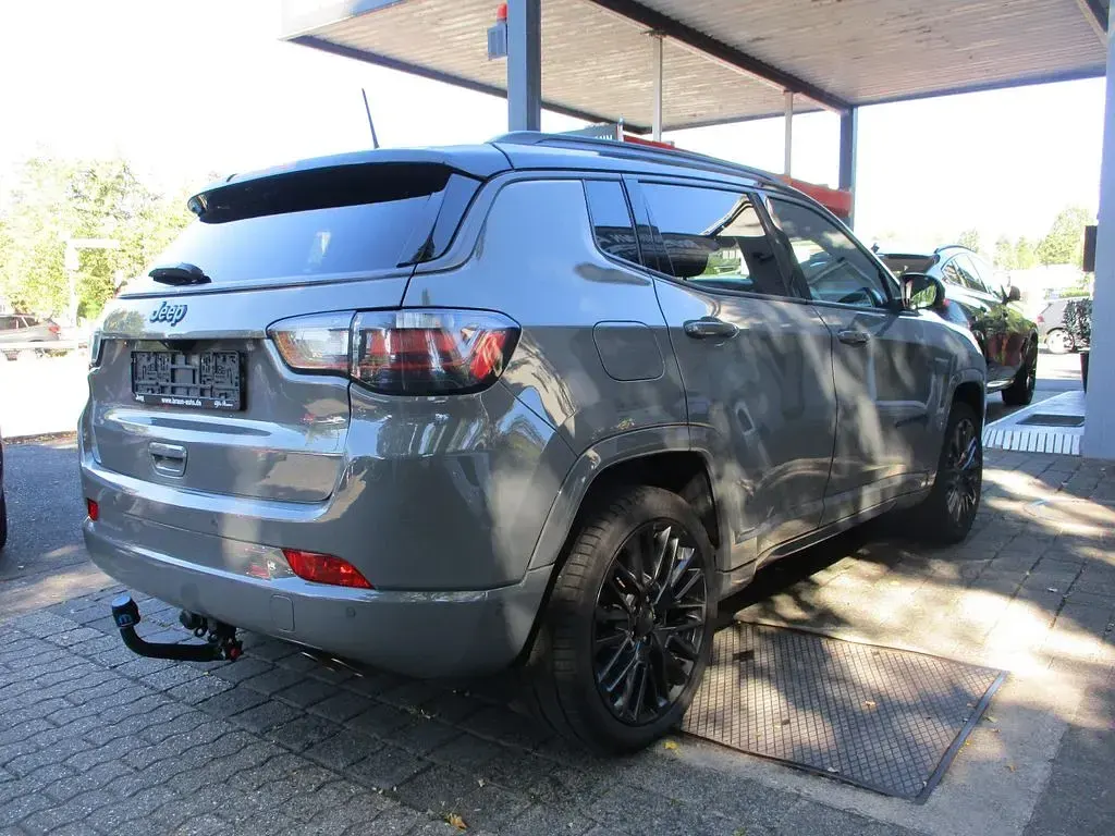 Gebraucht Jeep Compass 241 PS (177 kW) 2021 Grau SUV