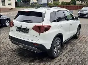 Neu Suzuki Vitara 110 PS (80 kW) 2026 Weiß (cool white pearl) SUV