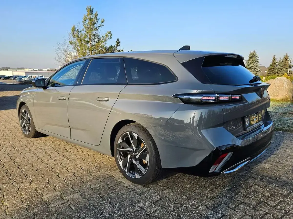 Gebraucht Peugeot 308 SW Allure 131 PS (96 kW) 2025 Selenium grau metallic Kombi
