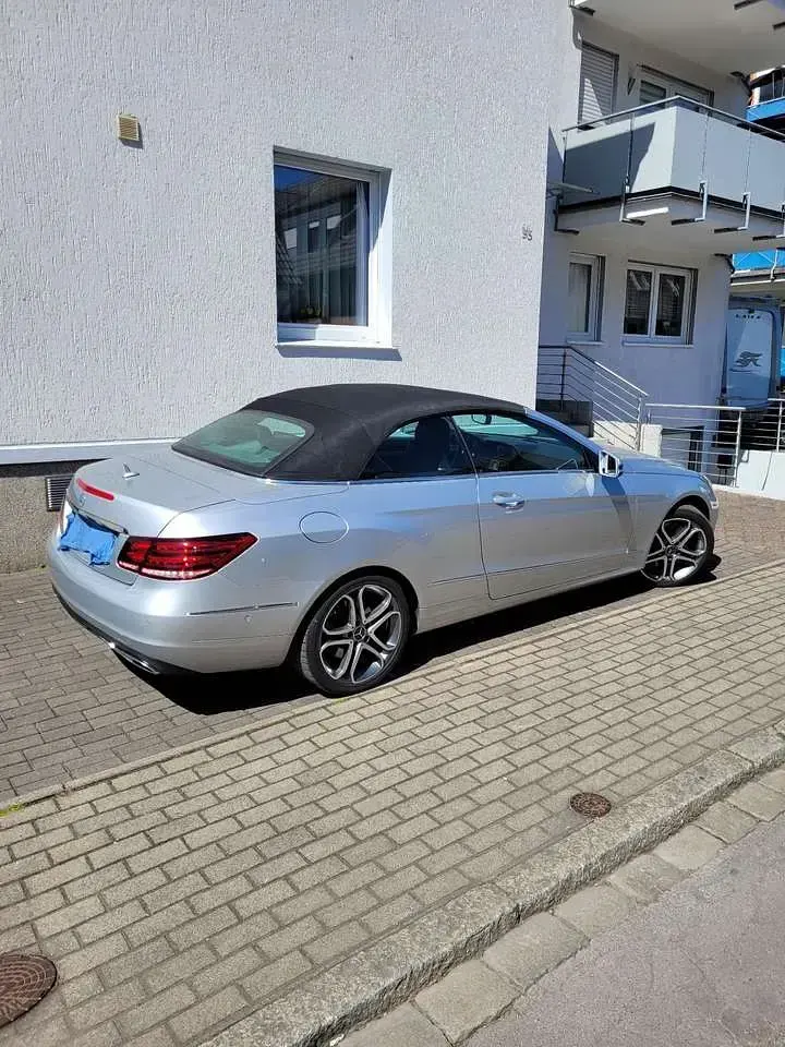 Usata Mercedes E400 333 CV (244 kW) 2014 Argento Cabrio