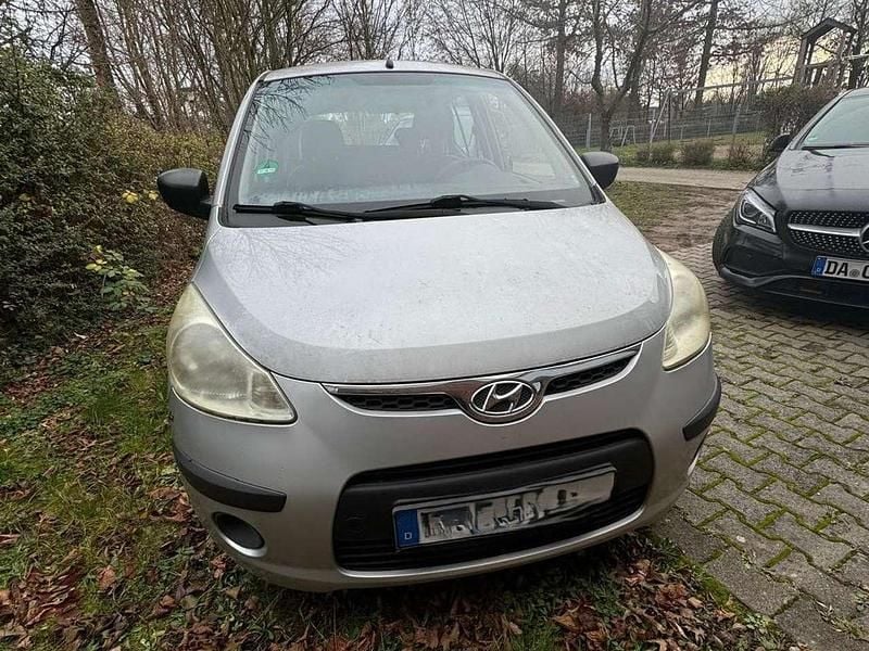 Gebraucht Hyundai i10 67 PS (49 kW) 2009 Silber Kleinwagen