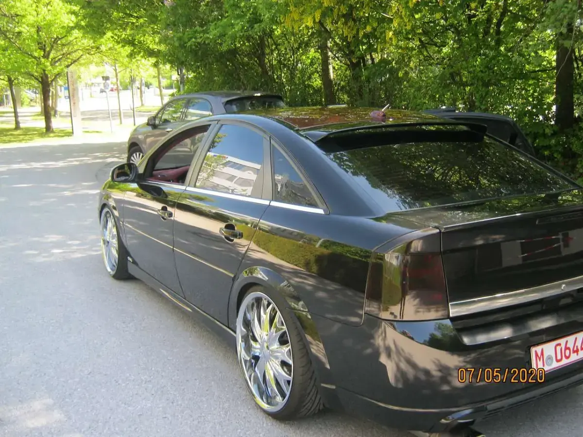 Gebraucht Opel Vectra GTS 147 PS (108 kW) 2002 Schwarz Limousine