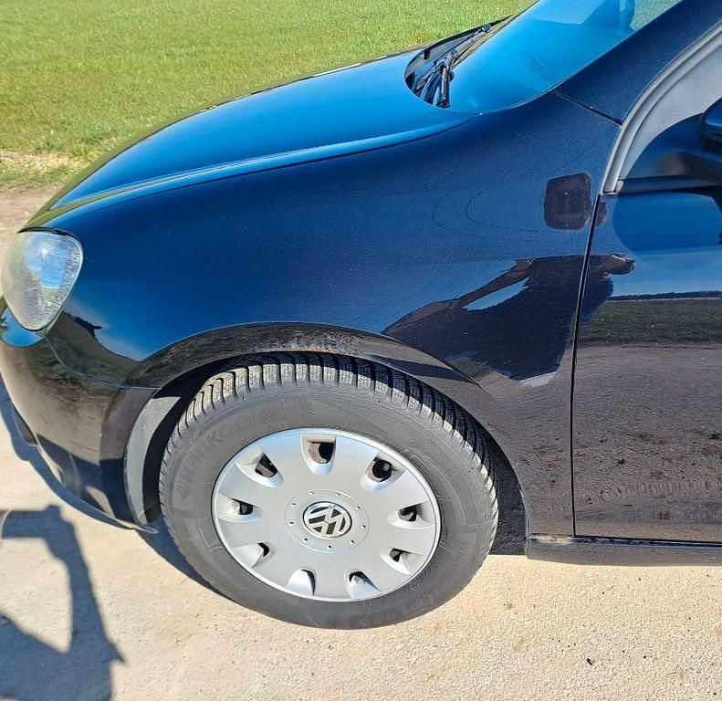 Gebraucht VW Golf VI Style 105 PS (77 kW) 2011 Schwarz Kleinwagen