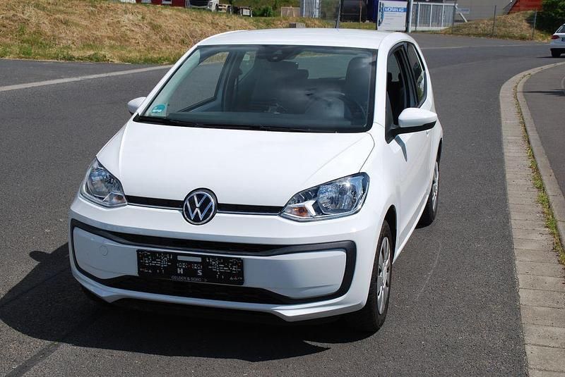 Gebraucht VW up! Basis 65 PS (47 kW) 2023 Weiß Kleinwagen