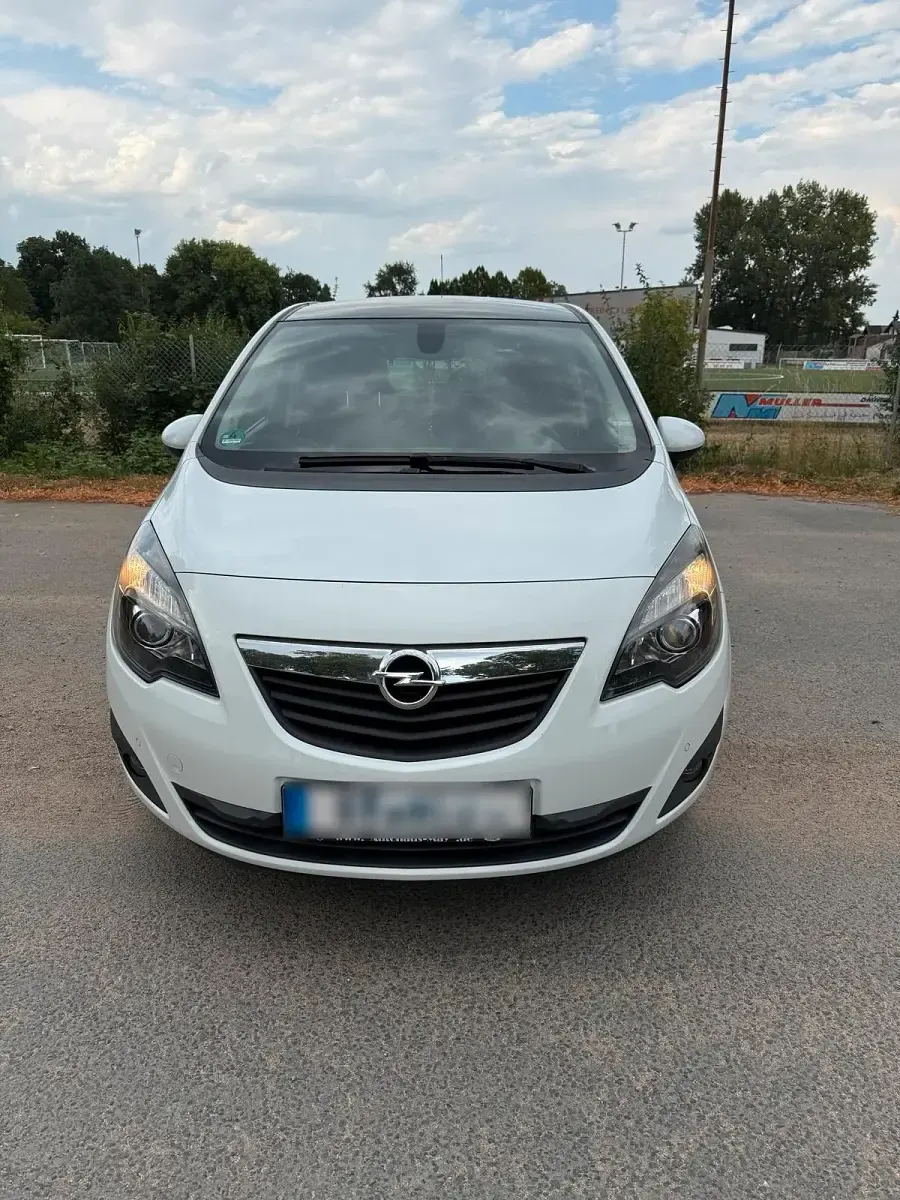 Gebraucht Opel Meriva 140 PS (102 kW) 2013 Weiß Van / Kleinbus
