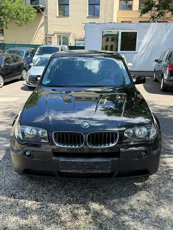 Gebraucht BMW X3 150 PS (110 kW) 2005 Black sapphire metallic SUV