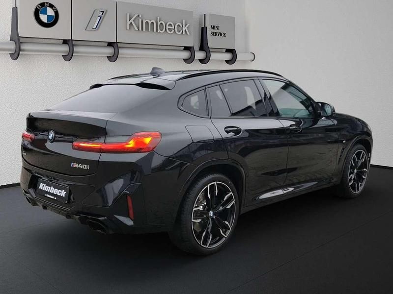 Gebraucht BMW X4 M M Sport 360 PS (264 kW) 2024 Saphirschwarz metallic SUV