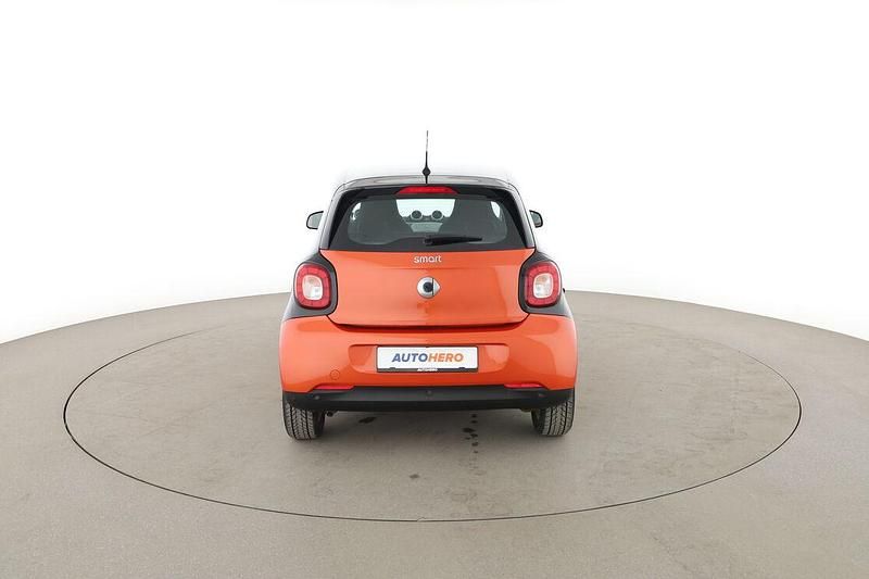 Gebraucht Smart ForFour Basis 71 PS (52 kW) 2015 Orange Kleinwagen