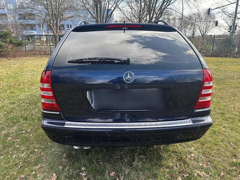 Gebraucht Mercedes C350 Elegance 272 PS (200 kW) 2006 Blau Kombi