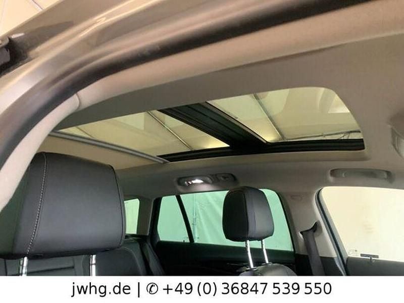 Usado Opel Insignia Innovation 170 HP (125 kW) 2018 Cinzento Carrinha