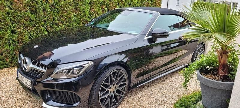 Schwarz Gebraucht 2017 Mercedes C220 Cabrio | 26.000 € (Fairer Preis) - Bild 1/4