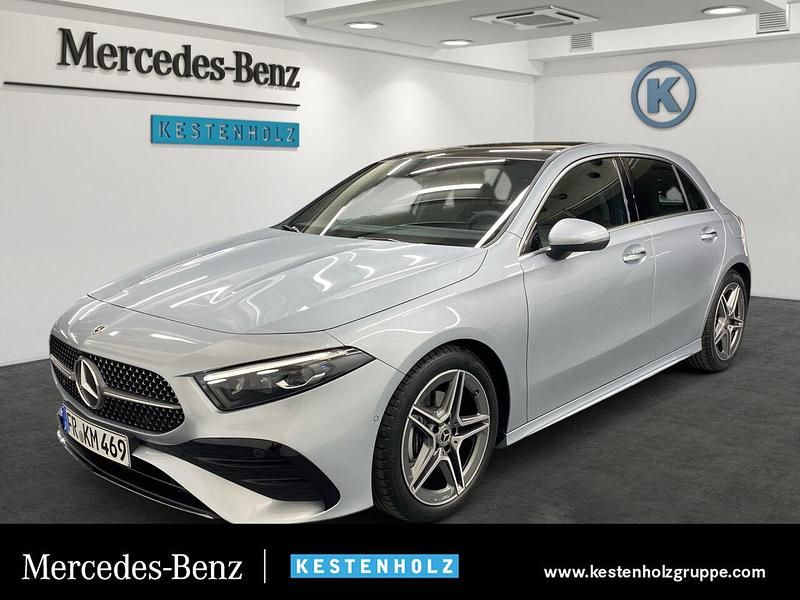 Hightechsilber Gebraucht 2025 Mercedes A200 AMG Limousine | 38.850 € (Teuer) - Bild 1/4