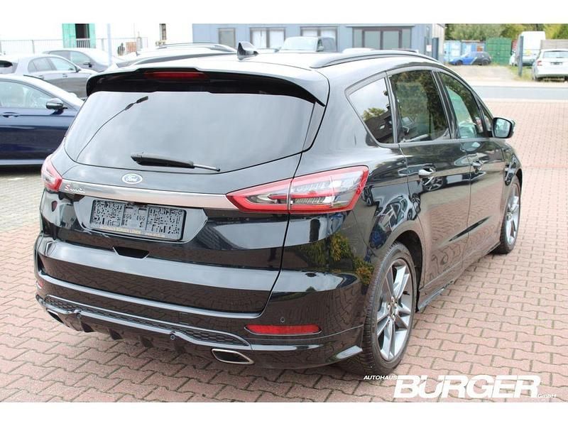 Gebraucht Ford S-MAX ST-Line 241 PS (177 kW) 2020 Schwarz Van / Kleinbus