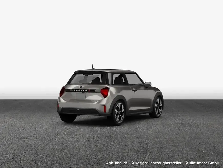 Gebraucht Mini Cooper Favoured 114 kW (156 PS) 2025 Melting silver iii metallic Kleinwagen