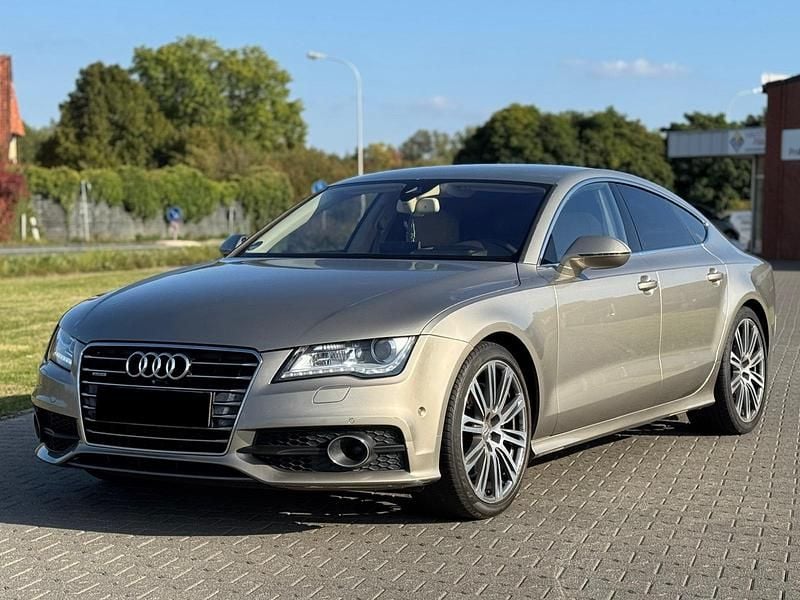 Beige Gebraucht 2013 Audi A7 Sportback Kleinwagen | 13.400 € (Guter Preis) - Bild 1/4