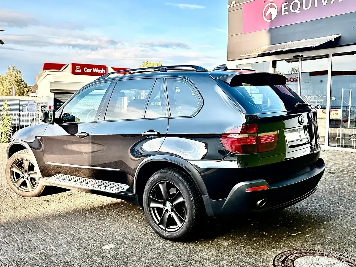 Gebraucht BMW X5 235 PS (172 kW) 2009 Schwarz SUV