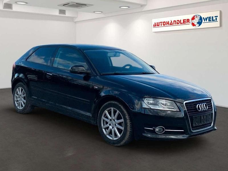 Gebraucht Audi A3 Attraction 105 PS (77 kW) 2011 Schwarz Kleinwagen