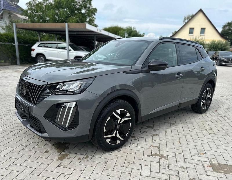 Grau Gebraucht 2024 Peugeot 2008 Allure SUV | 20.950 € (Guter Preis) - Bild 1/4