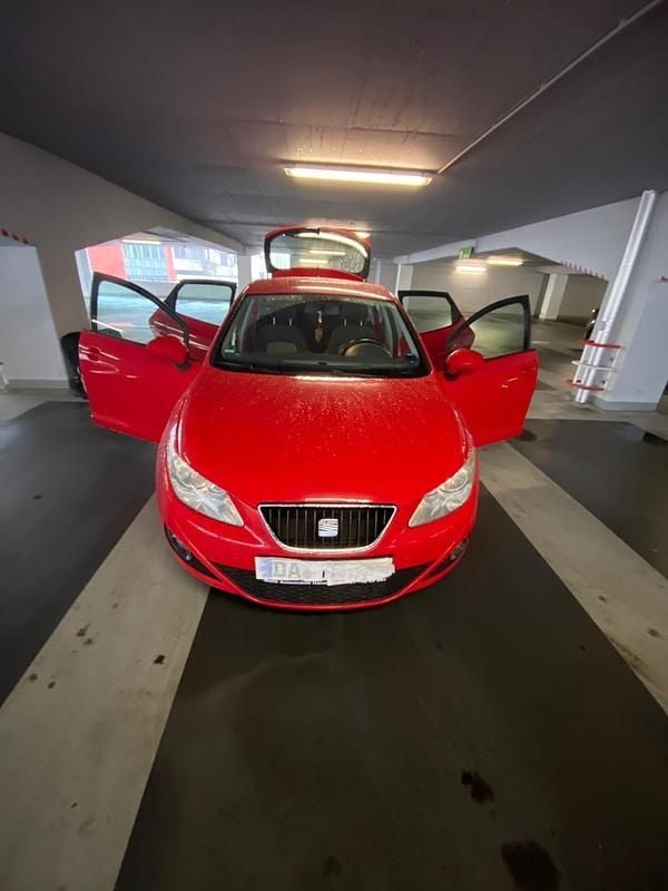 Rot Gebraucht 2010 Seat Ibiza Kleinwagen | 3.999 € - Bild 1/4