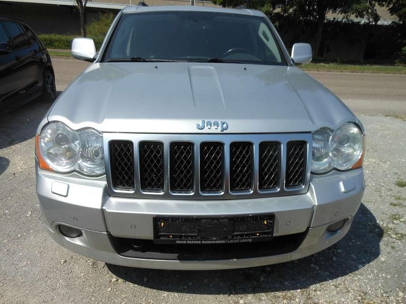 Bright silver metallic clear Gebraucht 2010 Jeep Grand Cherokee Limited SUV | 9.950 € (Teuer) - Bild 1/4