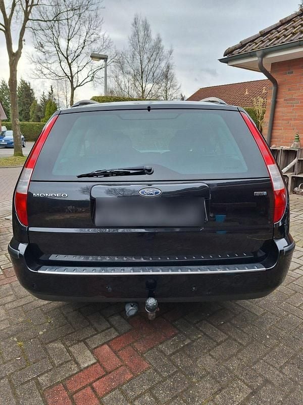 Gebraucht Ford Mondeo 130 PS (95 kW) 2006 Schwarz Kombi