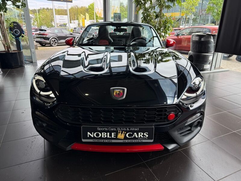 Gebraucht Abarth 124 Spider Basis 170 PS (125 kW) 2018 Schwarz (colore esterno (jet black (meta (metallic) Cabrio