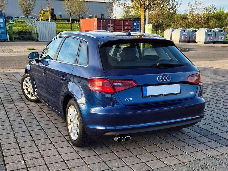 Gebraucht Audi A3 Ambition 150 PS (110 kW) 2016 Blau Kombi