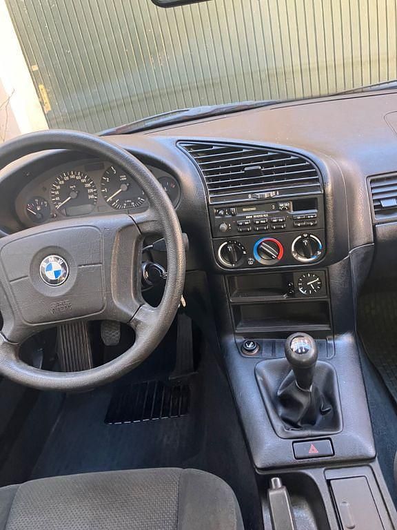 Brugt BMW 316 102 HK (75 kW) 1996 Rød Sedan