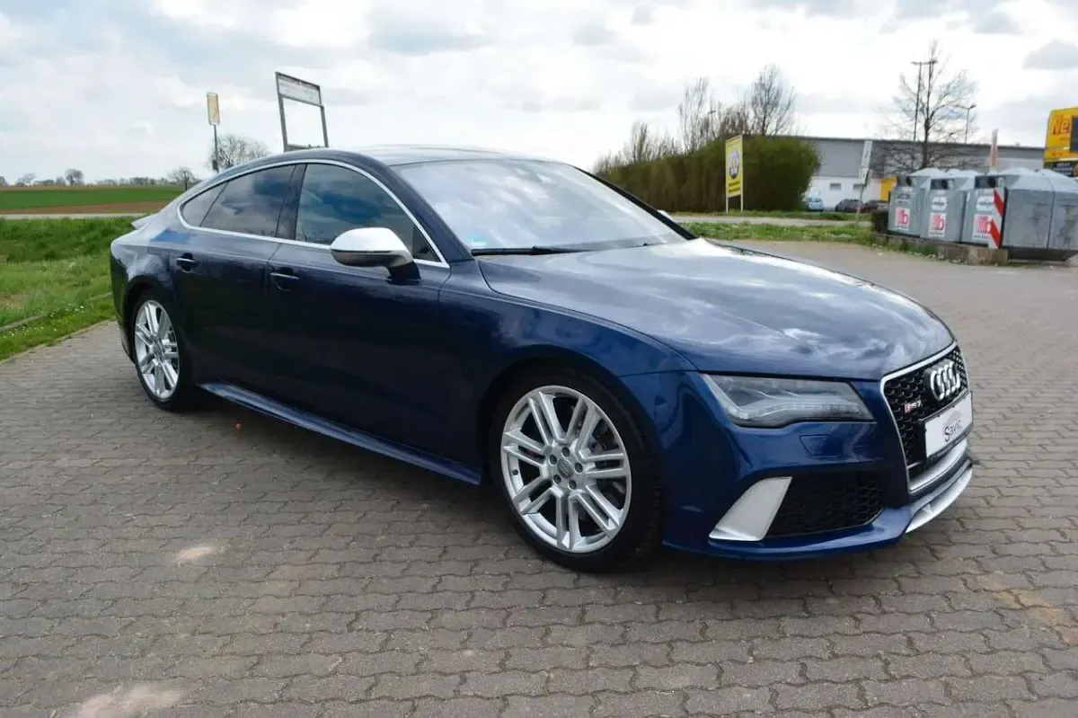 Gebraucht Audi RS7 Sportback Sport 666 PS (489 kW) 2014 Estorilblau kristalleffekt Kleinwagen