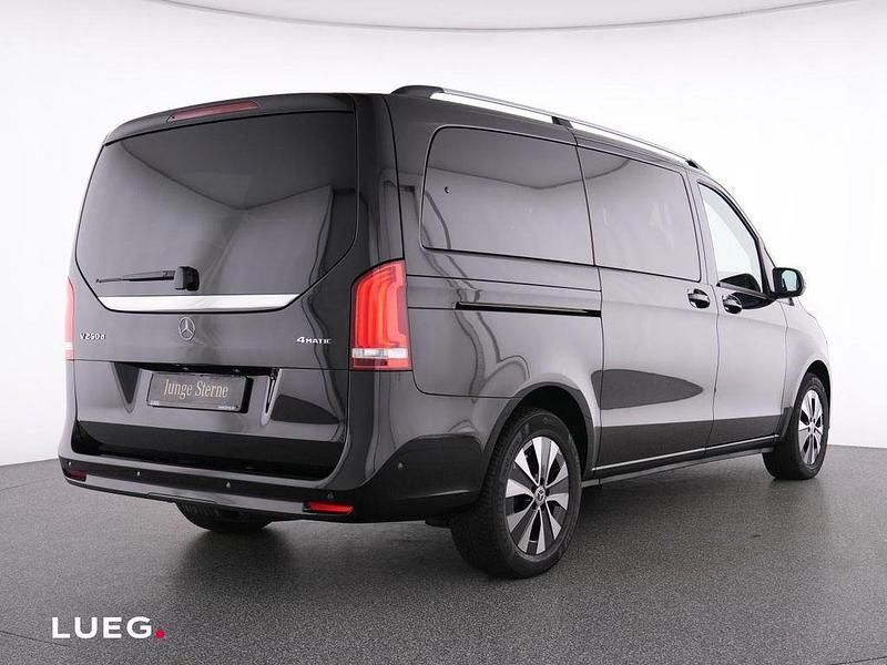 Gebraucht Mercedes V250 190 PS (139 kW) 2024 Schwarz Van / Kleinbus