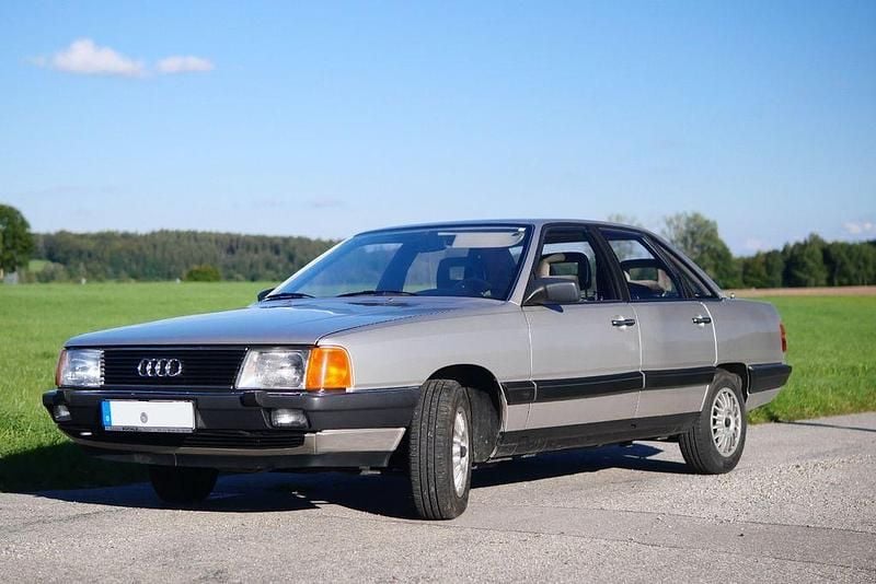 Gebraucht 1983 Audi 100 Limousine | 4.900 € - Bild 1/4