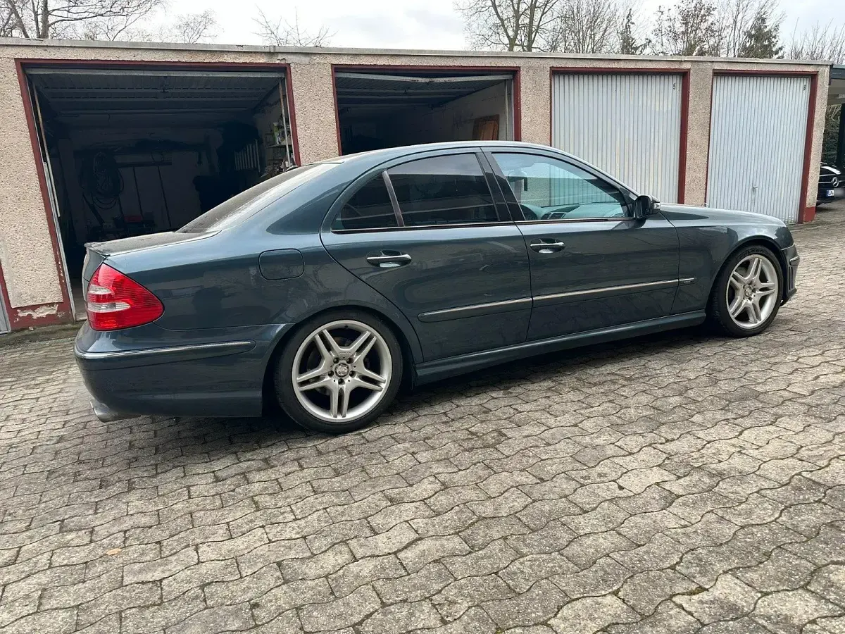 Brugt Mercedes E500 306 HK (225 kW) 2002 Sort Sedan
