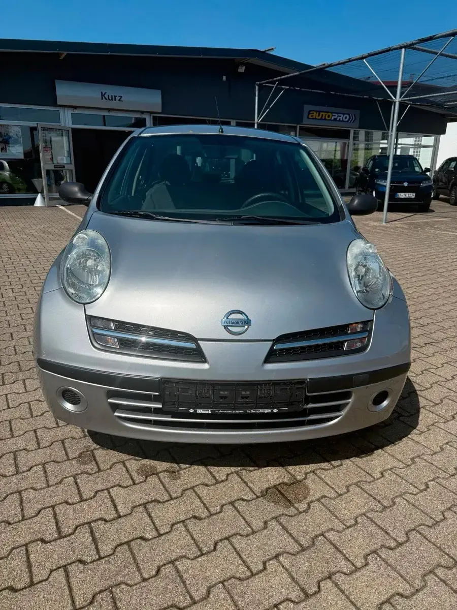 Gebraucht Nissan Micra 65 PS (47 kW) 2005 Silber Kleinwagen