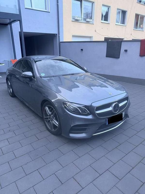 Gebraucht Mercedes E220 194 PS (142 kW) 2017 Grau Coupé