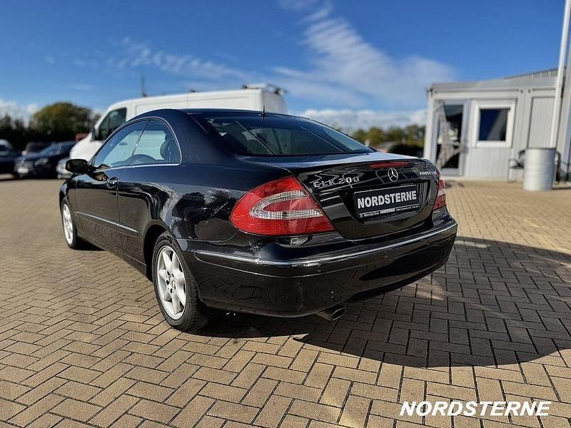 Gebraucht Mercedes CLK200 Elegance 163 PS (119 kW) 2004 Schwarz Coupé