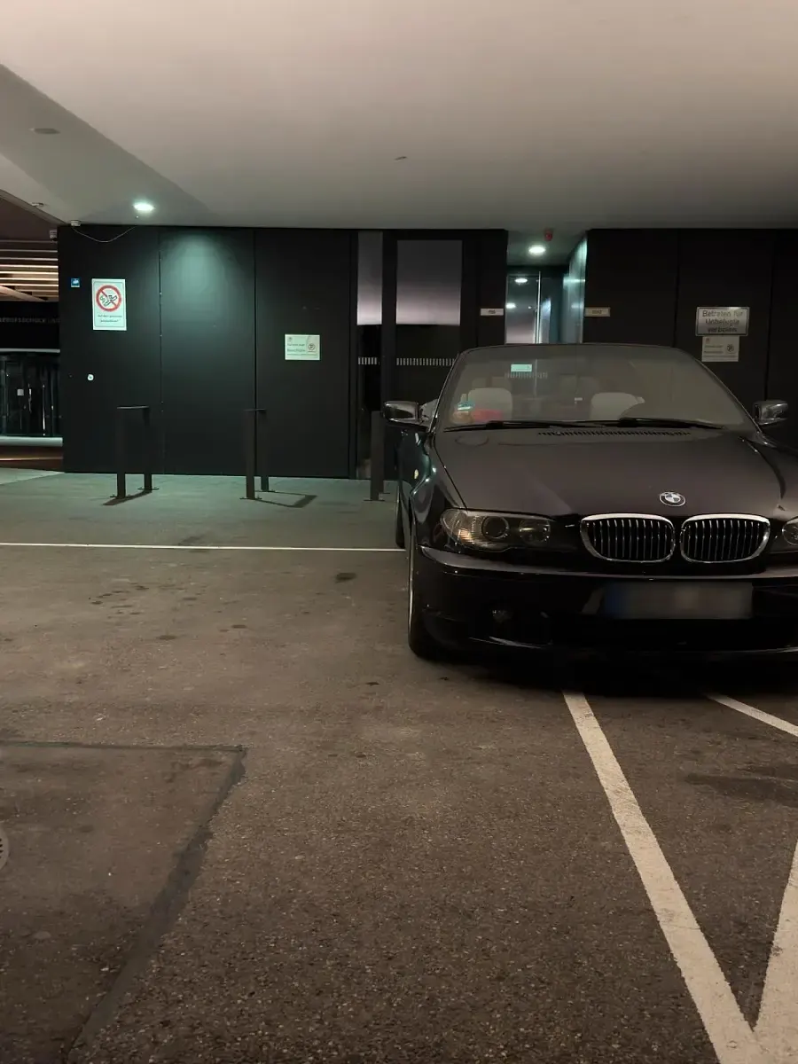 Gebraucht BMW 320 Cabriolet 170 PS (125 kW) 2003 Schwarz Cabrio