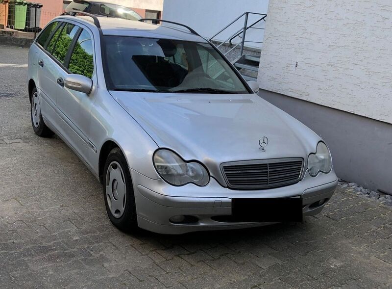 Silber Gebraucht 2003 Mercedes C200 Kombi | 1.499 € (Guter Preis) - Bild 1/4