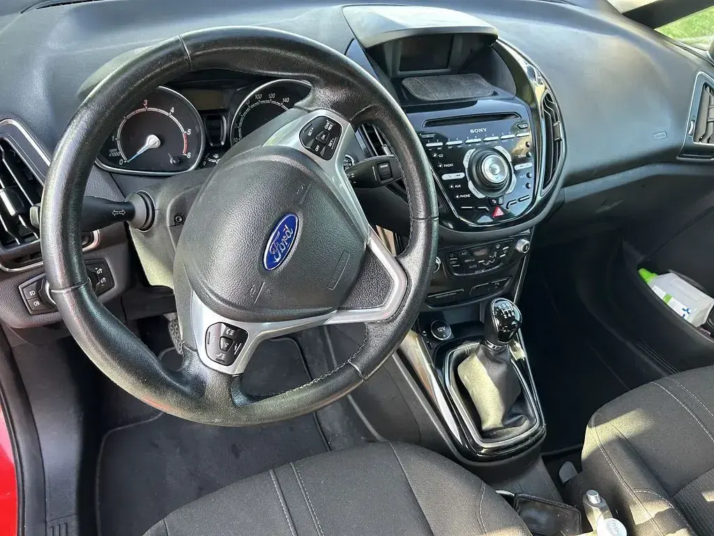 Gebraucht Ford B-MAX Titanium 95 PS (69 kW) 2013 Rot Van / Kleinbus