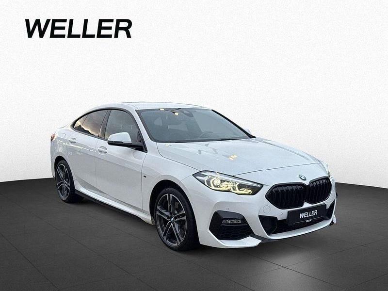 Gebraucht BMW 220 M Sport 178 PS (130 kW) 2023 Alpinweiss iii (weiß) Coupé