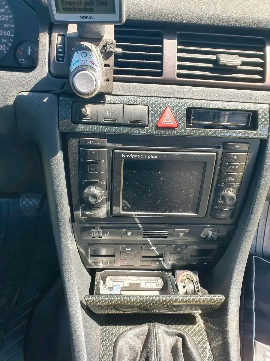 Second-hand Audi S6 340 CP (250 kW) 2000 Argintiu Break