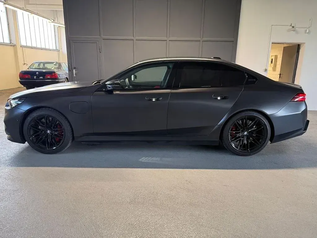 Gebraucht BMW M5 Performance 727 PS (534 kW) 2025 Grau Limousine