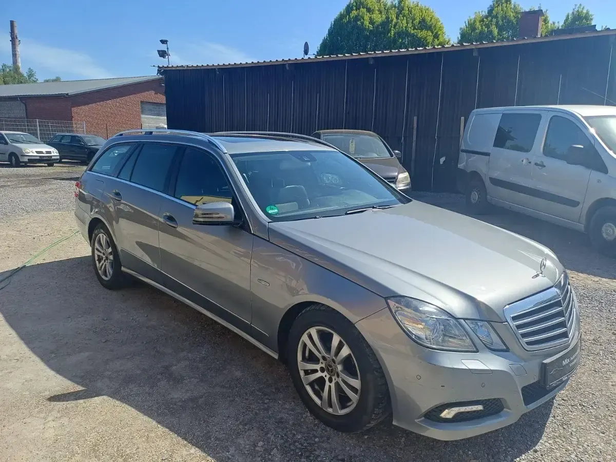 Second-hand Mercedes E250 204 CP (150 kW) 2009 Argintiu Break