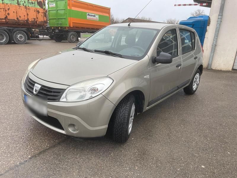 Gebraucht Dacia Sandero 75 PS (55 kW) 2010 Beige Kleinwagen