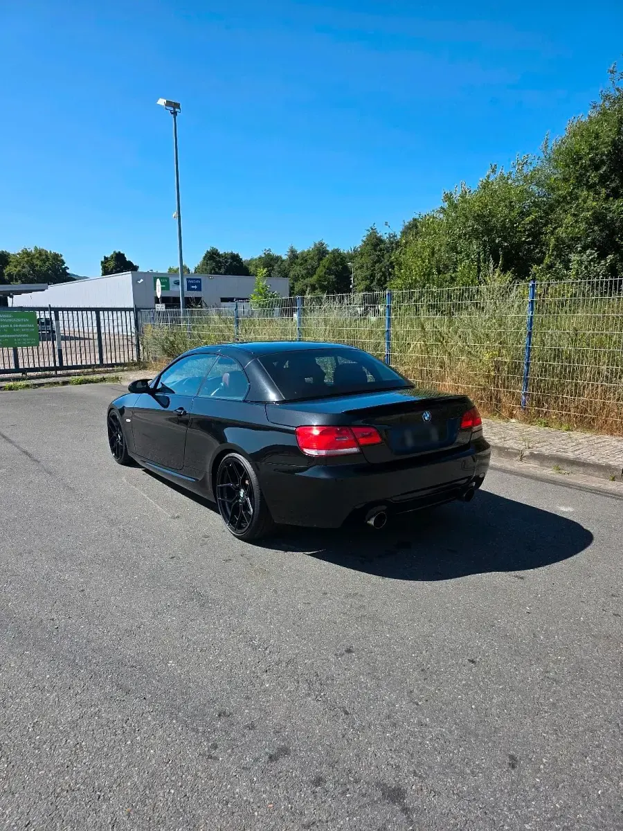 Gebraucht BMW 335 520 PS (382 kW) 2008 Schwarz Cabrio