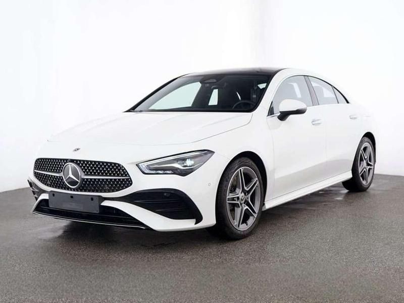Gebraucht Mercedes CLA200 Advanced Plus 163 PS (119 kW) 2025 Unilack polarweiß Coupé