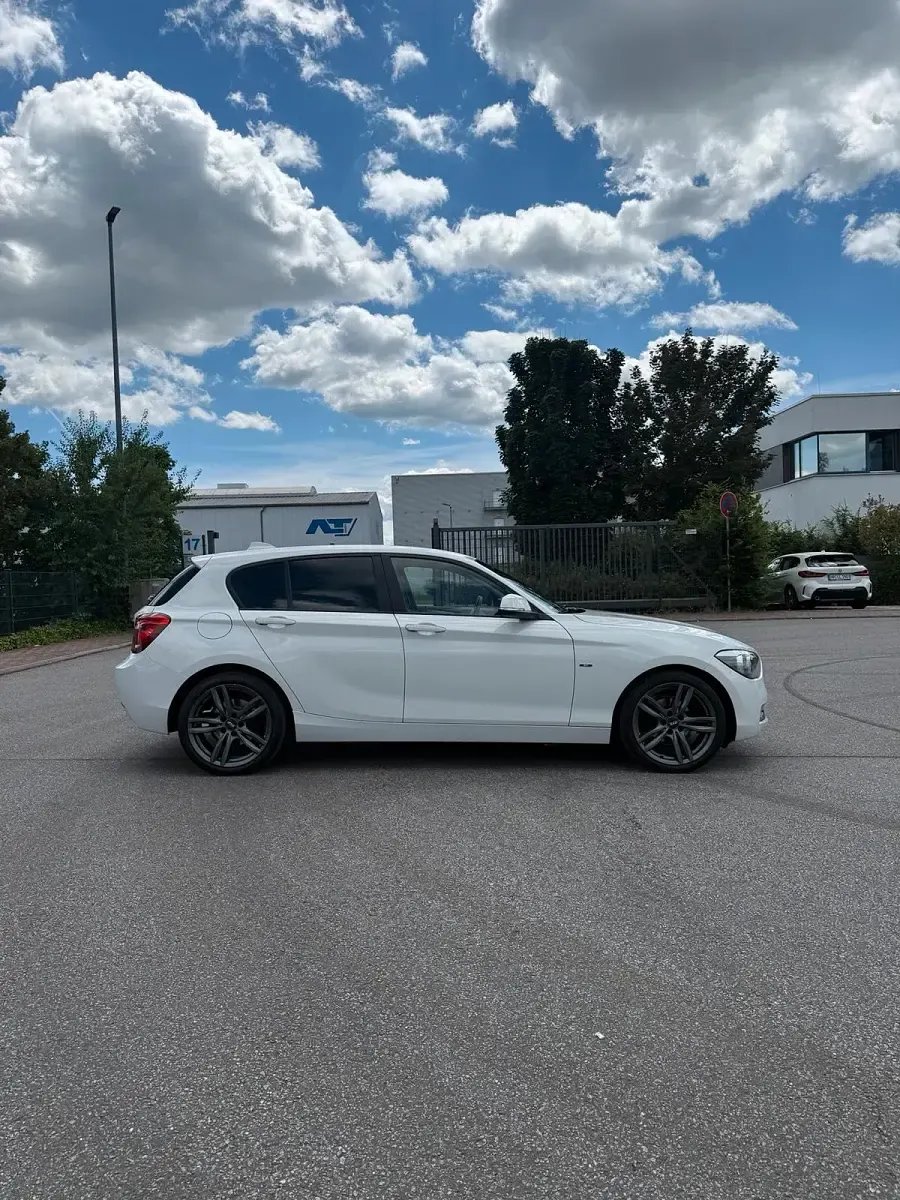 Gebraucht BMW 116 136 PS (100 kW) 2012 Weiß Kleinwagen