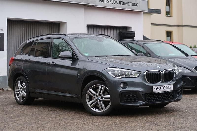 Grau Gebraucht 2018 BMW X1 M Sport SUV | 20.950 € (Superpreis) - Bild 1/4