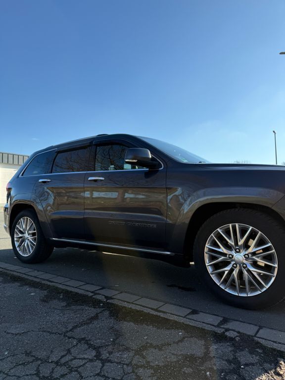 Braun Gebraucht 2018 Jeep Grand Cherokee Summit SUV | 17.900 € (Teuer) - Bild 1/4